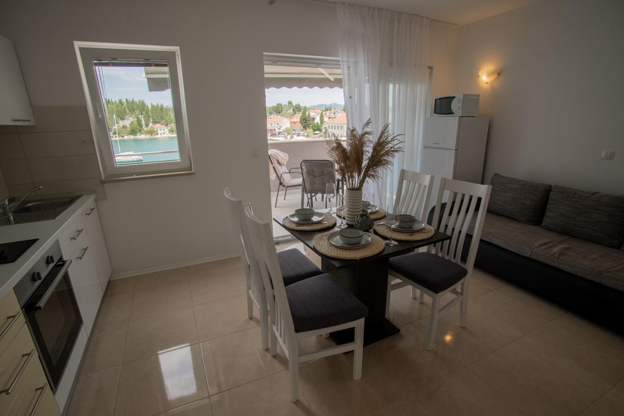 Apartment Antun - Adriatic Coast Retreat Blace Pokoj fotografie