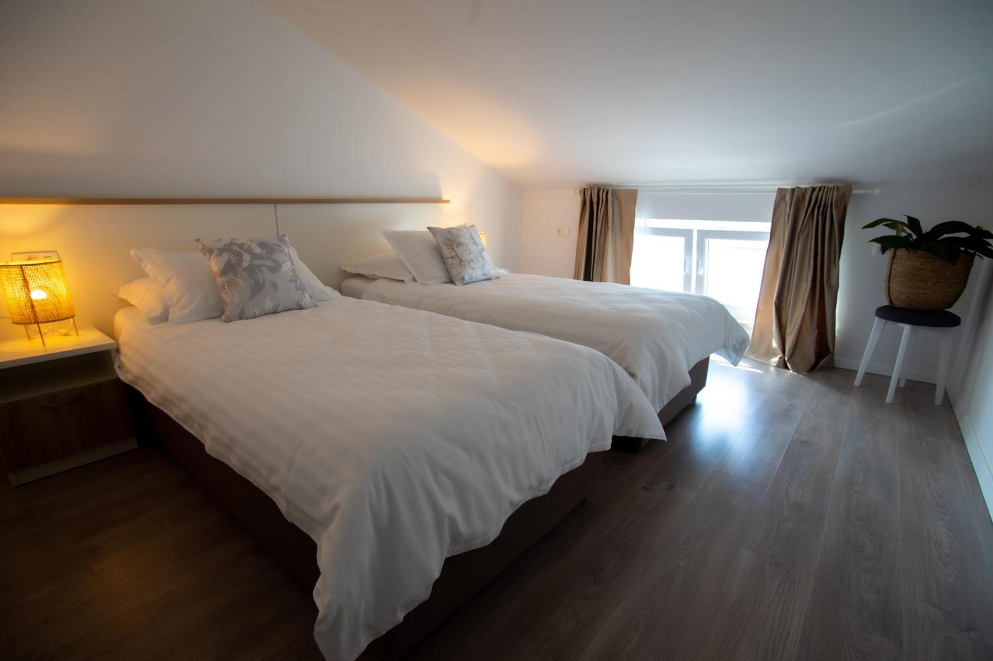 Apartment Antun - Adriatic Coast Retreat Blace Pokoj fotografie