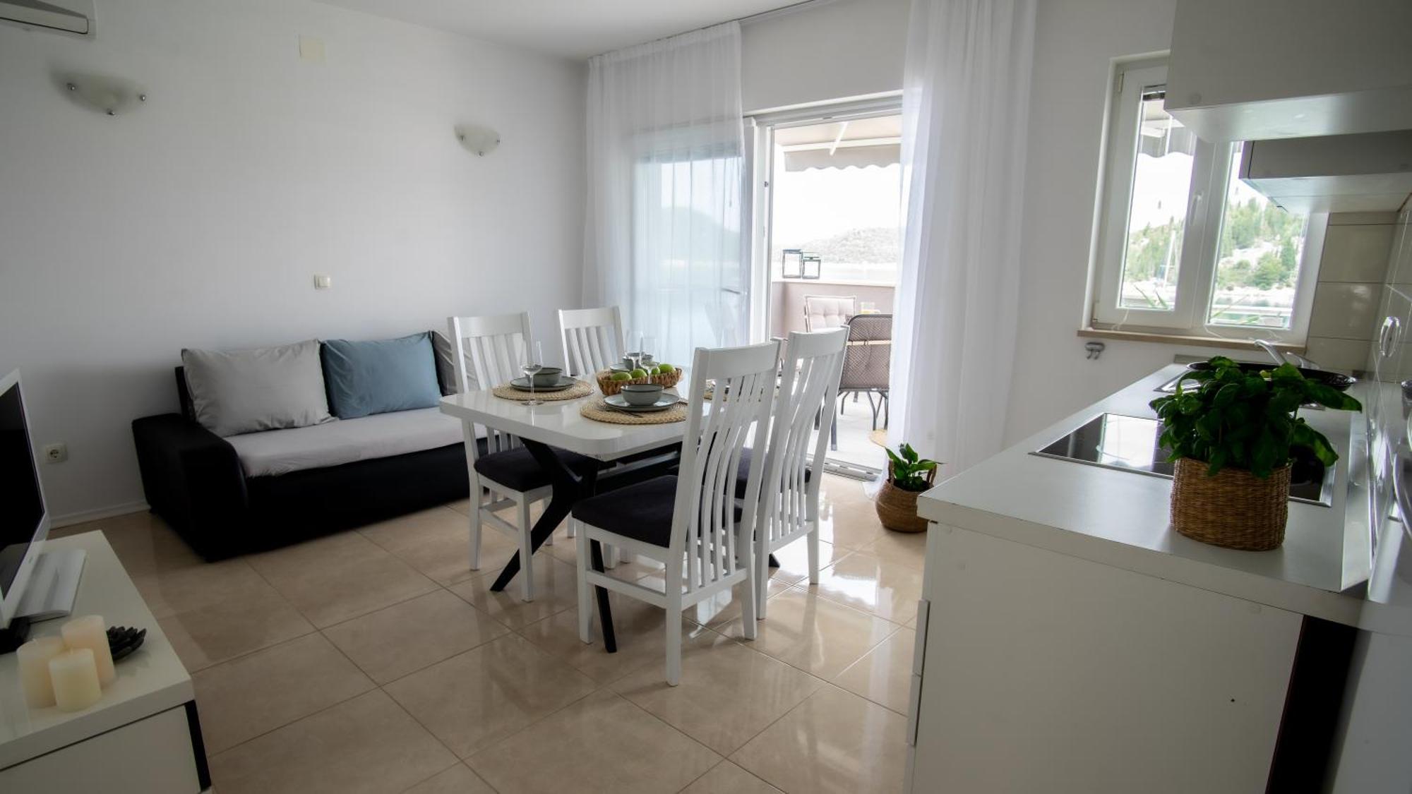 Apartment Antun - Adriatic Coast Retreat Blace Pokoj fotografie